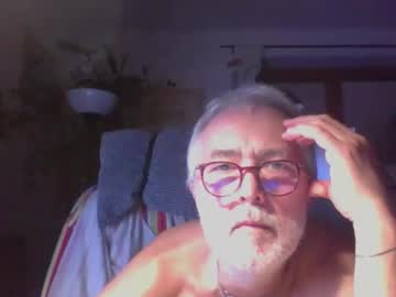 Amberr11 Chaturbate stream image from September 17, 2025