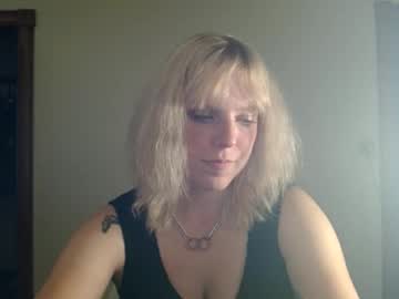 Sisypheanlove Chaturbate stream image from September 18, 2025