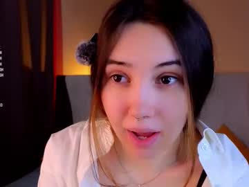Burnletitallburn Chaturbate stream image from September 18, 2025