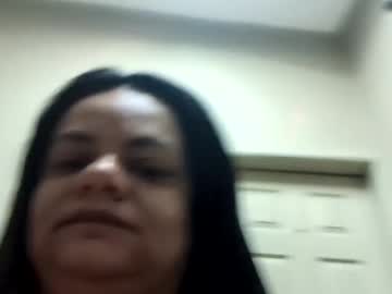 Lindalatin69 Chaturbate stream image from September 18, 2025