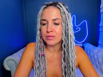 Roxy_Mars Chaturbate stream image from September 18, 2025