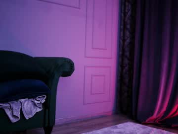 Rubyrossen Chaturbate stream image from September 18, 2025