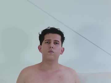 Damian_Salvatoree Chaturbate stream image from September 18, 2025