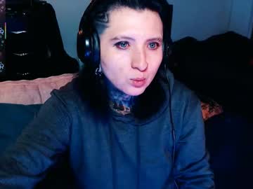 Ftmblueyes Chaturbate stream image from September 18, 2025