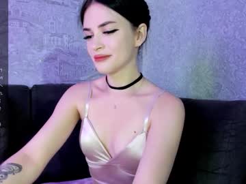 Molly_Crystall Chaturbate stream image from September 18, 2025
