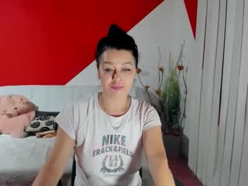 Soffy_Skye Chaturbate stream image from September 18, 2025