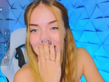 Sofiesin Chaturbate stream image from September 18, 2025