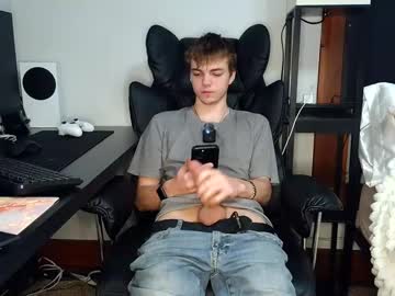Bobby72738 Chaturbate stream image from September 18, 2025