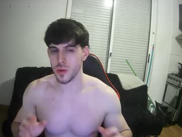 Chicoblancolindo Chaturbate stream image from September 18, 2025