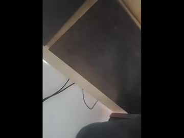 Jerrycbtslut Chaturbate stream image from September 18, 2025