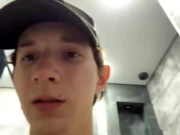 Maxxxblaze_35 Chaturbate stream image from September 18, 2025