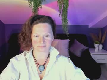 Auroraborealis__ Chaturbate stream image from September 18, 2025