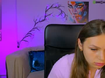 Kleo_Bb Chaturbate stream image from September 18, 2025