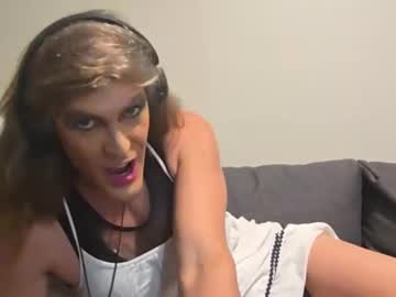 Sissysubjess Chaturbate stream image from September 18, 2025