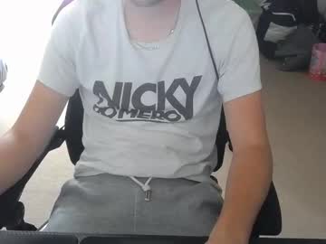 Benjifrenchione Chaturbate stream image from September 18, 2025