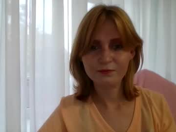 Elsamartinez Chaturbate stream image from September 18, 2025