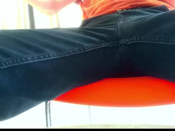 Ssenzo Chaturbate stream image from September 18, 2025