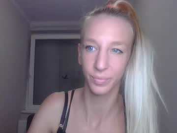 Sweetblondye Chaturbate stream image from September 18, 2025