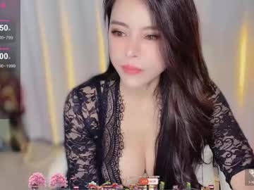 Zhu_Zhu_38f Chaturbate stream image from September 18, 2025