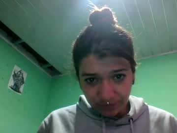 Aleja_Red Chaturbate stream image from September 18, 2025