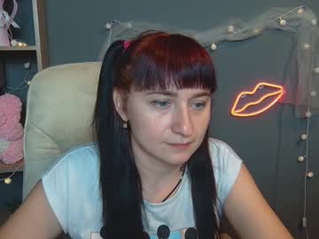 Ninaflawlees Chaturbate stream image from September 18, 2025