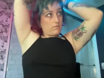 Avery_Madison Chaturbate stream image from September 18, 2025