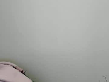 Pantivik Chaturbate stream image from September 18, 2025