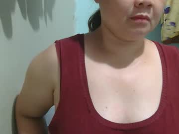 Prettynhing Chaturbate stream image from September 18, 2025