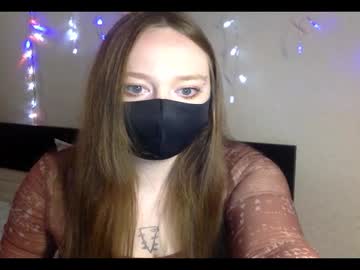 Vikippink Chaturbate stream image from September 18, 2025