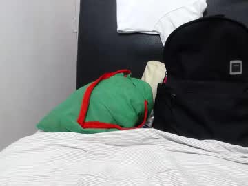 Pervertt_Nicole Chaturbate stream image from September 18, 2025