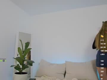 Sweetkira1 Chaturbate stream image from September 18, 2025