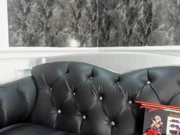 Thaliaa_Bdsm Chaturbate stream image from September 18, 2025