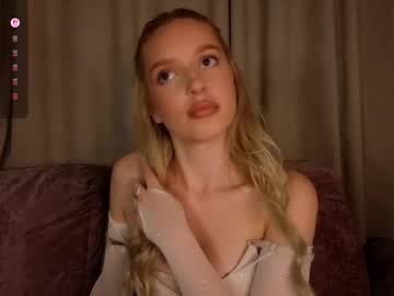 Pickmebabby Chaturbate stream image from September 18, 2025