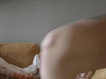 Littlelovesbig Chaturbate stream image from September 18, 2025