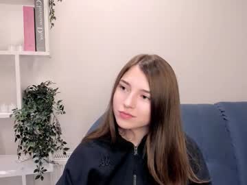 Pamilarakestraw Chaturbate stream image from September 18, 2025