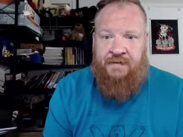 Snidelywhipsass Chaturbate stream image from September 18, 2025