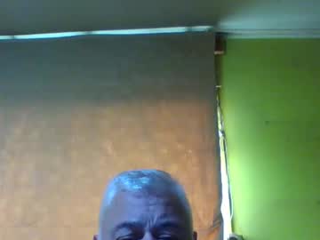 Crmperez Chaturbate stream image from September 18, 2025