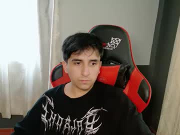 Elcatador14 Chaturbate stream image from September 18, 2025