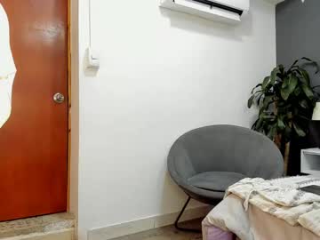 Miche_Seberg Chaturbate stream image from September 18, 2025