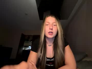 Autumn2704 Chaturbate stream image from September 18, 2025