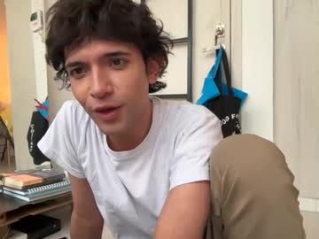 Fletir13 Chaturbate stream image from September 18, 2025