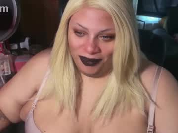 Fluffyheartstopper Chaturbate stream image from September 18, 2025