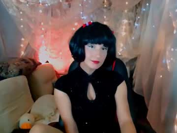 Michelleevie Chaturbate stream image from September 18, 2025