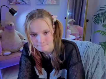 Urgingeremma Chaturbate stream image from September 18, 2025
