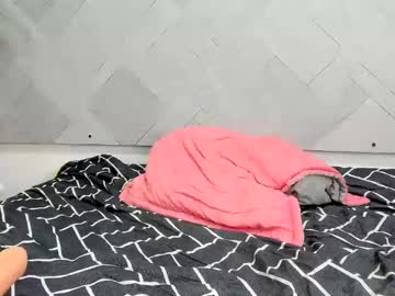 Zenya_Bloom Chaturbate stream image from September 18, 2025