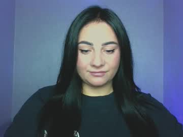 Emelyblum Chaturbate stream image from September 18, 2025
