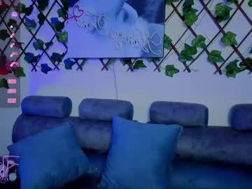 Honey_Fox1 Chaturbate stream image from September 18, 2025