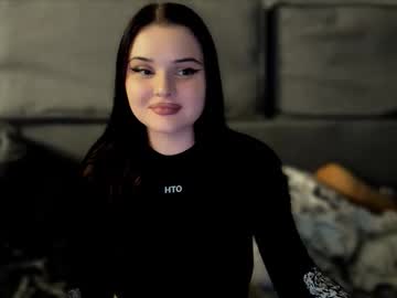 Isabellaprincess21 Chaturbate stream image from September 18, 2025