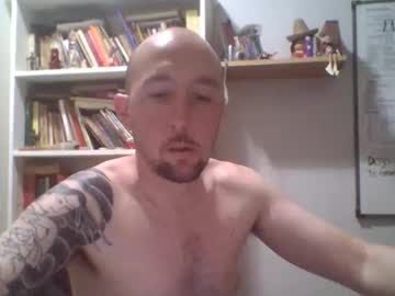 Tinchox42 Chaturbate stream image from September 18, 2025