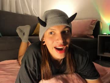 Sailorbunnystar Chaturbate stream image from September 19, 2025